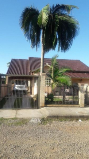Casa agradável com piscina